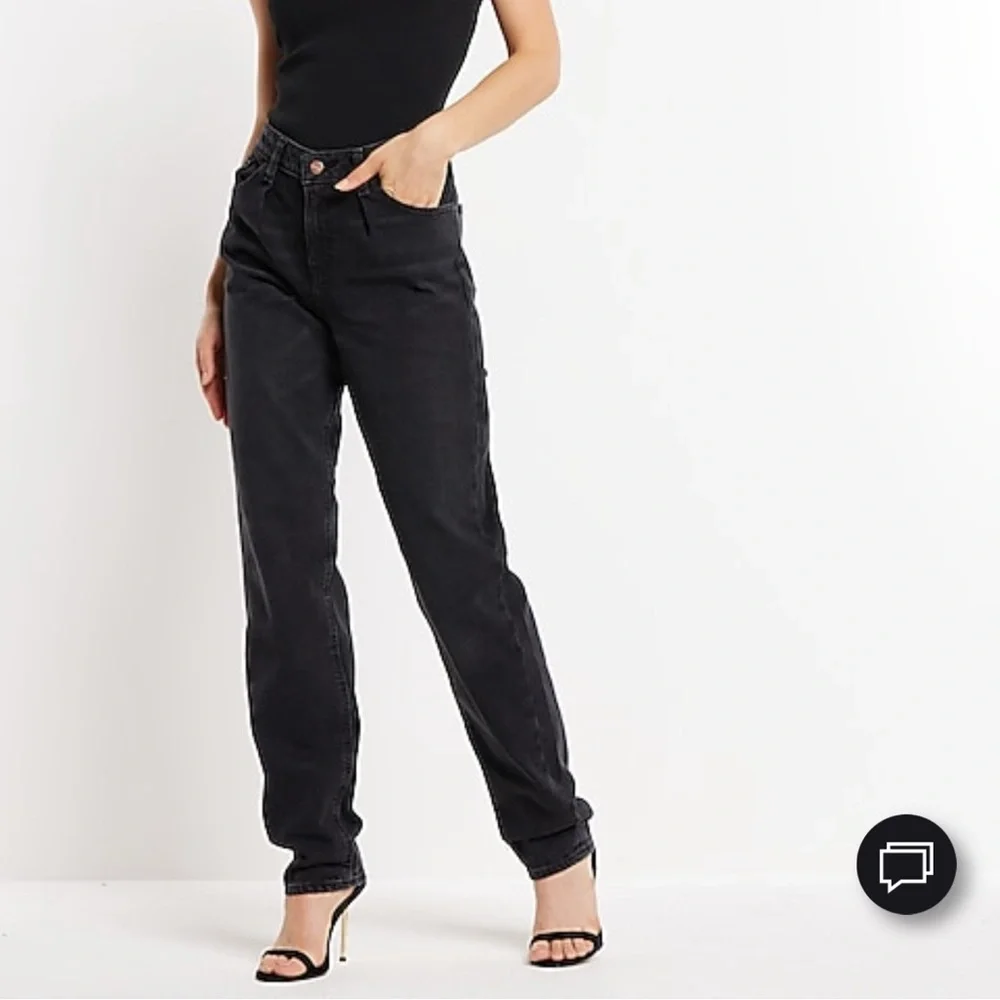 NWOT Express Women's Black Jeans - Picture 1 of 4